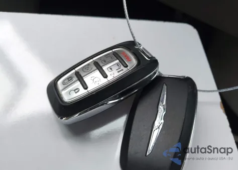 2020 Chrysler Pacifica Touring L from USA, damaged, VIN 2C4RC1BG7LR114957